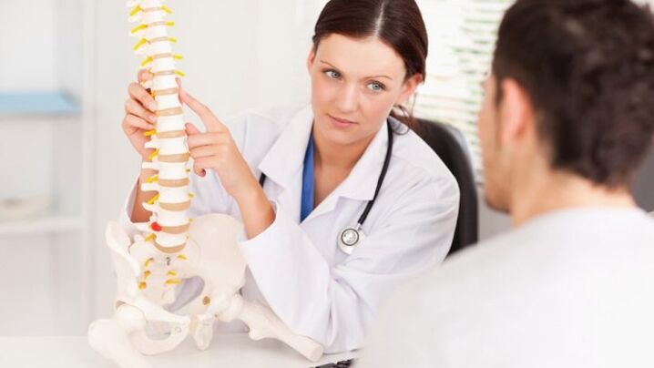 Az orvosok úgy vélik, hogy az osteochondrosis a gerinc gyakori patológiája, amely kezelést igényel. 