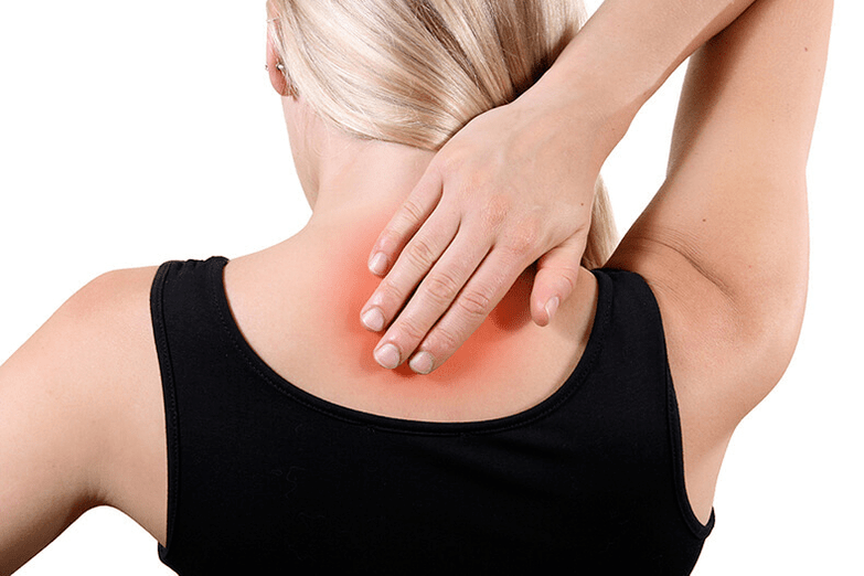 Az osteochondrosis egyik tünete a hátfájás